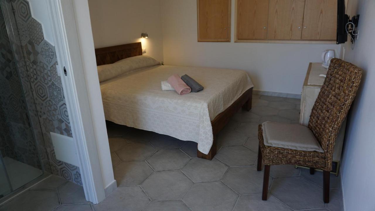 Bed and Breakfast Li Petri Manni Olbia Zewnętrze zdjęcie